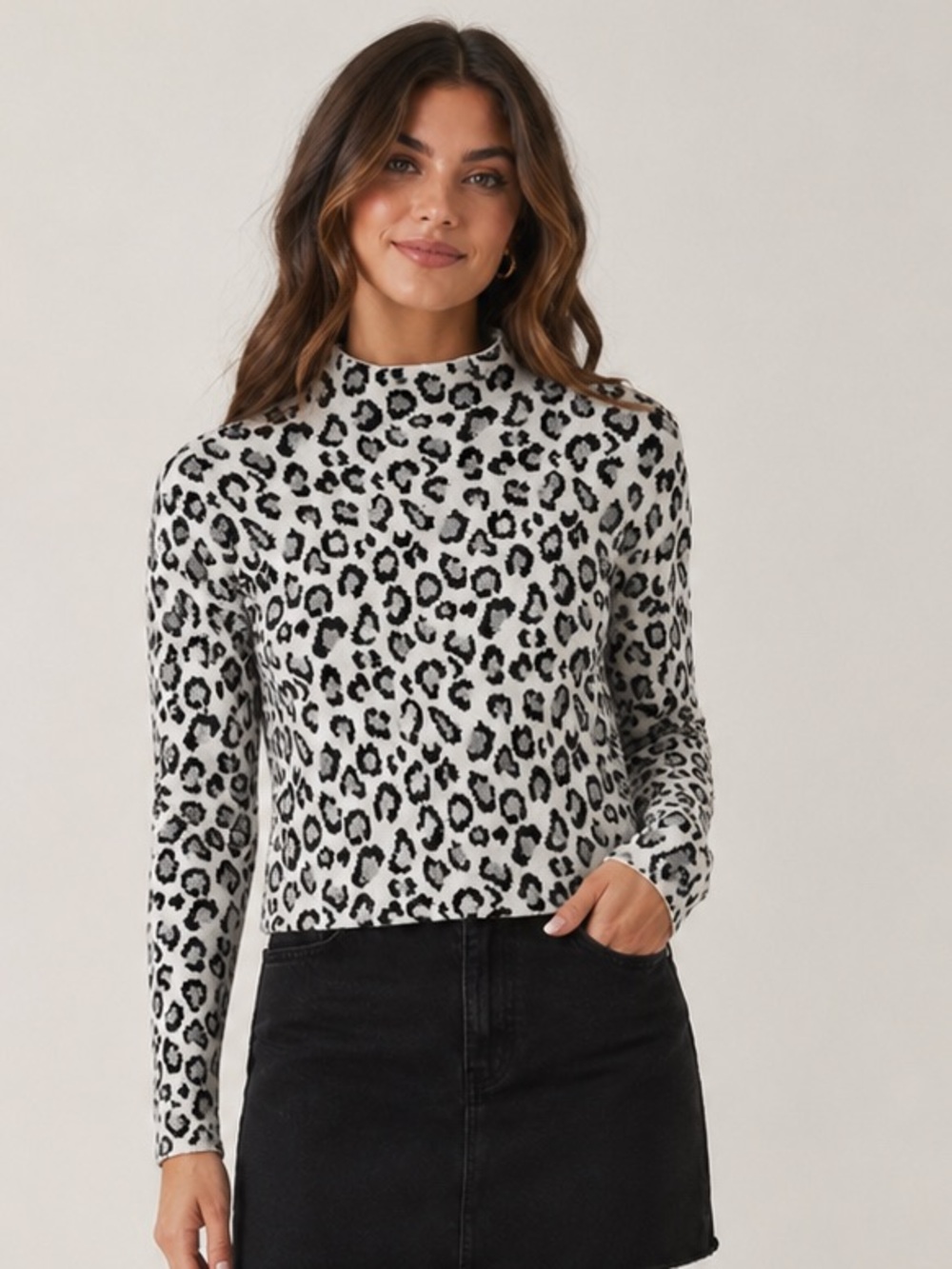 Cynthia Rowley XS Snow Leopard Metallic Silver Mock Neck Cropped Sweater